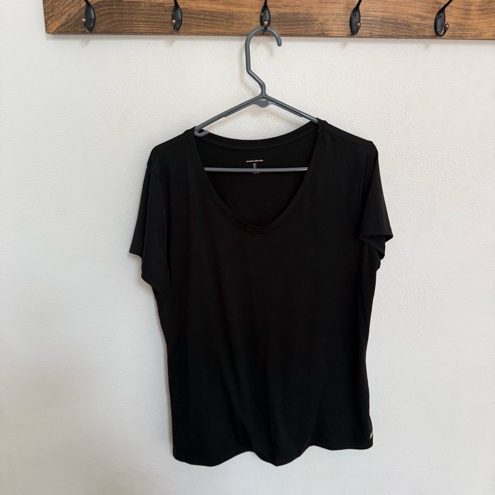 Amazon Black Short Sleeve Tee